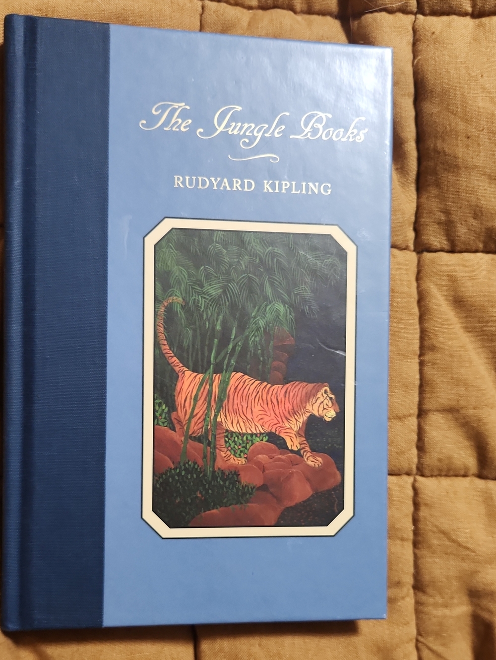 The Jungle Books Blue Hardcover - Decorative Pet Reptile Prop